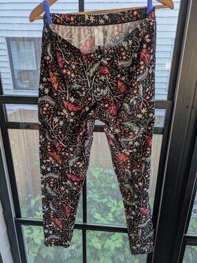 Bold Floral Sweetlegs Leggings